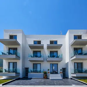  Apartment Alos Utopia