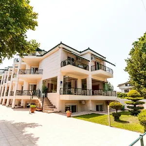 Hotel de apartamente Stefanidis Platani