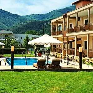 Apartament Plakoudis